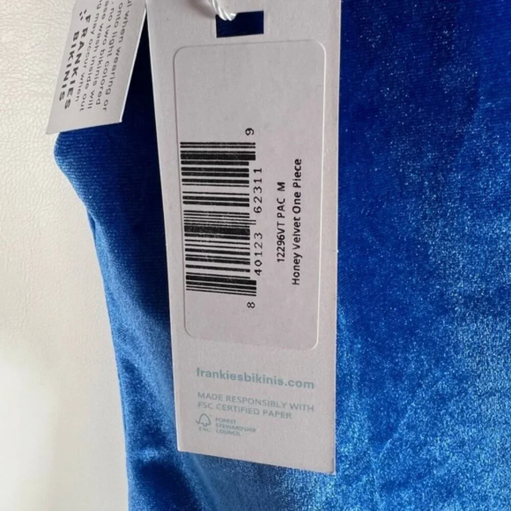 NWT FRANKIES BIKINS Swim Made in USA 🇺🇸 Honey Velvet Cheeky One Piece Size M‎